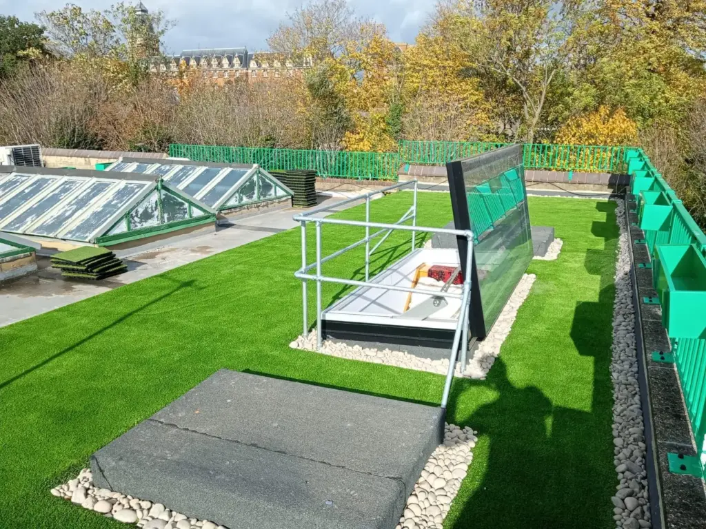 roof-terrace-artificial-grass-and-rooflights-london