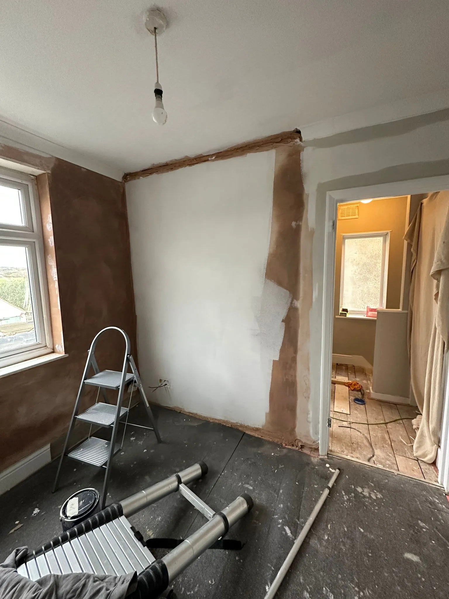 room-plastering-and-prep-building-contractors-london-summit-services