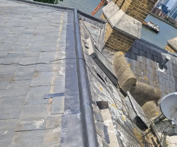 heritage-building-slate-roof-with-lead-valley-london
