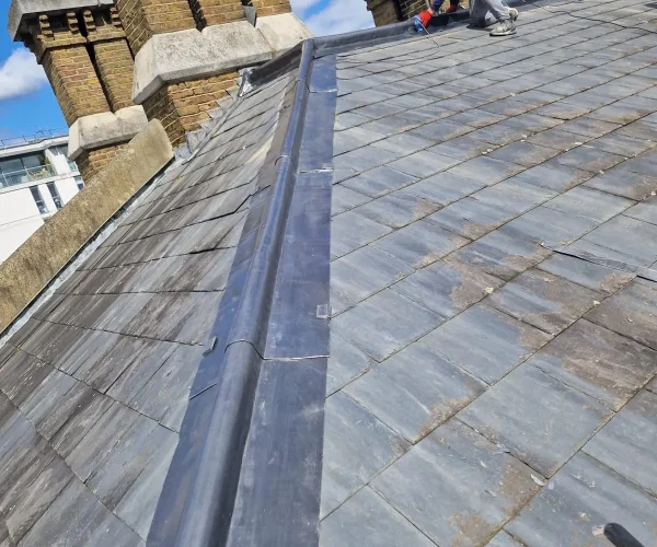 lead-valley-gutter-on-slate-roof-london